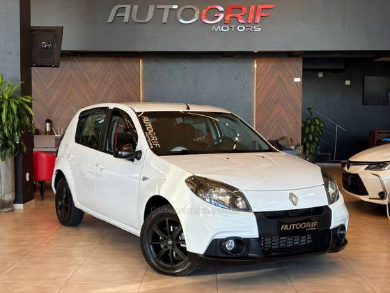 RENAULT SANDERO 1.6 GT LINE LIMITED FLEX 4P MANUAL